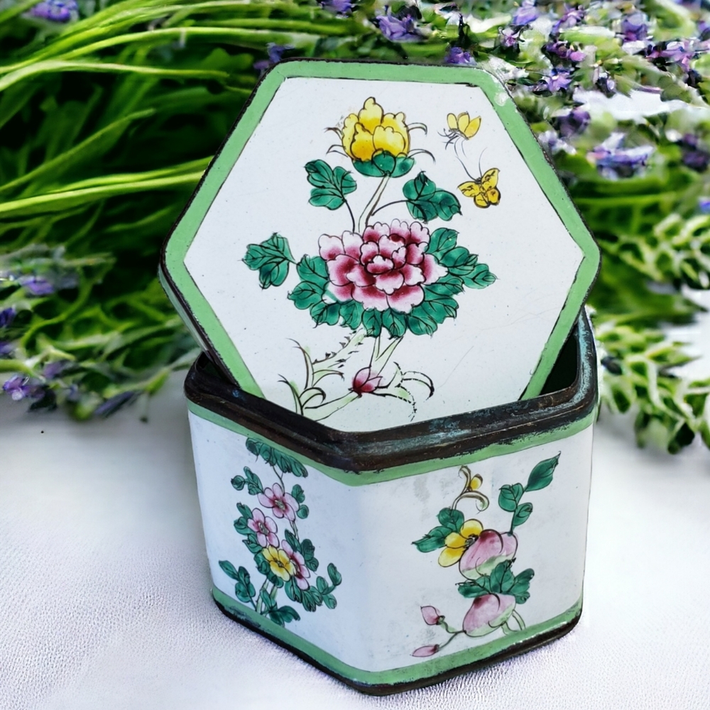 Porcelain Enameled Trinket Box Delicate Floral Cottagecore Coquette Fairy